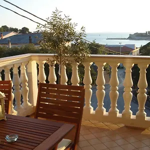 Delina , Banjol Croatia