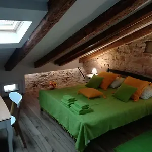 Lukadora , Pula Croatia